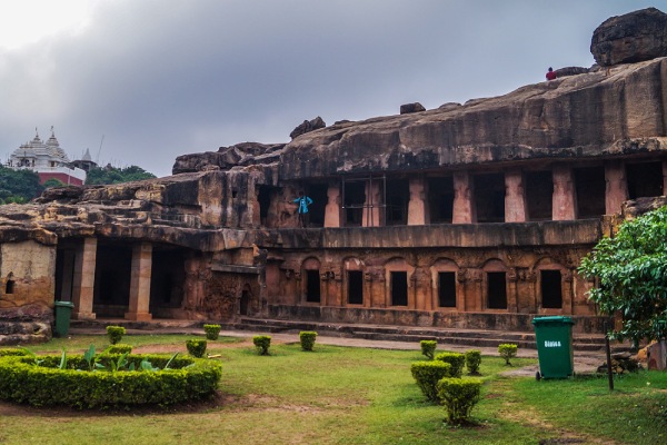 Khandagiri & Udayagiri Jain Caves – Explore with Reliable Car Rental in Bhubaneswar