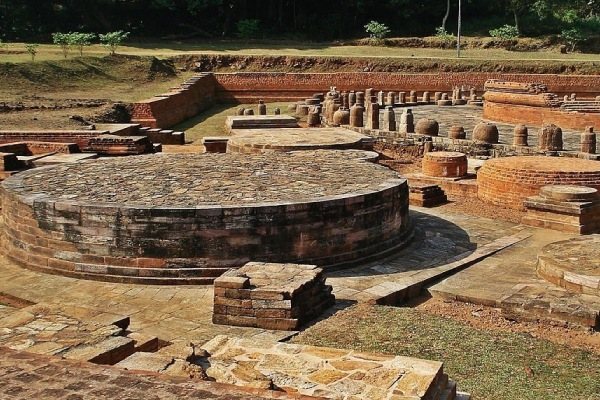 Odisha Golden Triangle Tour by Cab – Explore Lalitgiri, Ratnagiri & Udayagiri